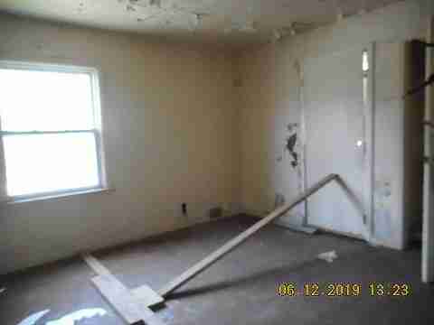 12130 Barlow (23)_m.jpg